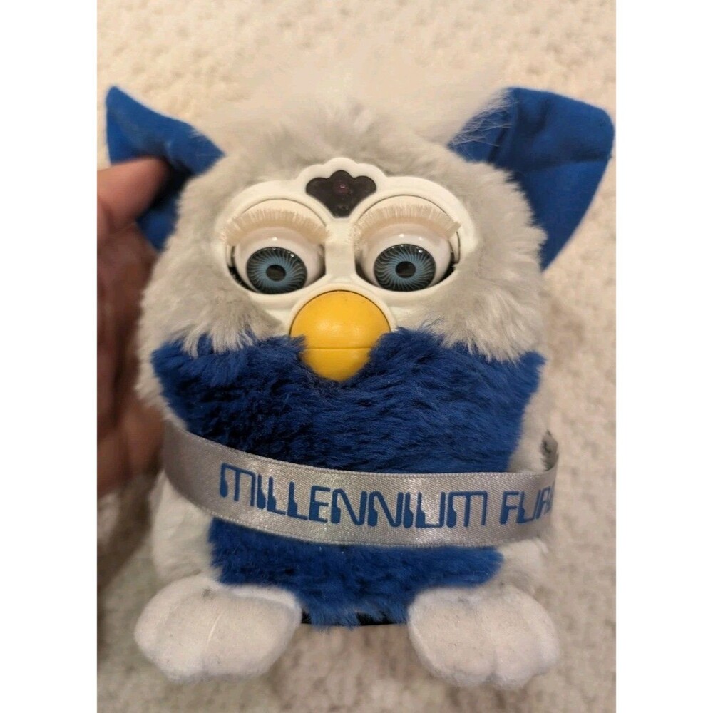 Vintage Furby Millennium 1999 Limited Edition Original Tag, Manual & Dictionary
